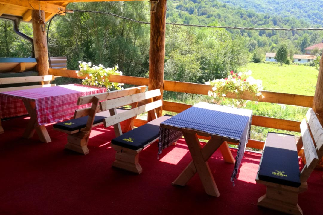 Pogled na Kamp Sutjeska